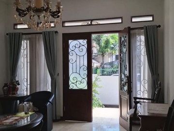 Dijual Rumah Semi Furnish di Perum Griya Perwita Wisata, Ngaglik Sleman