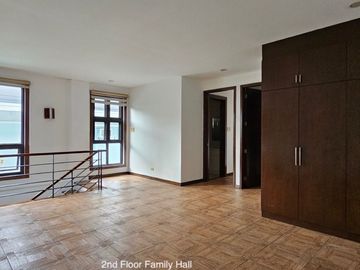 FOR RENT Semi Furnished 3BR Modern Duplex in San Lorenzo Village, Makati City - OBRH548