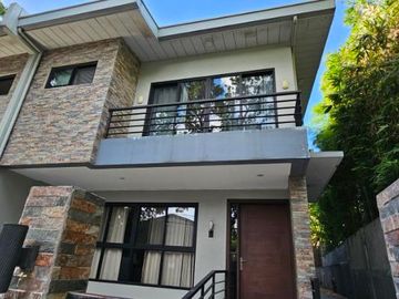 FOR RENT Semi Furnished 3BR Modern Duplex in San Lorenzo Village, Makati City - OBRH548