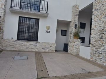 RENTO CASA AMUEBLADA EN LOMBARDIA AL NORTE DE LA CD DE LEÓN GTO.