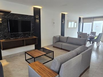 RENTO CASA AMUEBLADA EN LOMBARDIA AL NORTE DE LA CD DE LEÓN GTO.
