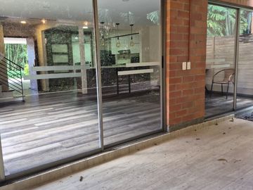 Arriendo casa Loma del Esmeraldal - Envigado
