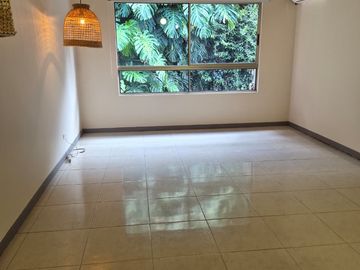 Arriendo casa Loma del Esmeraldal - Envigado