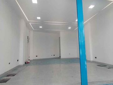 Local Comercial de 28 m² en Alquiler en Los Chillos