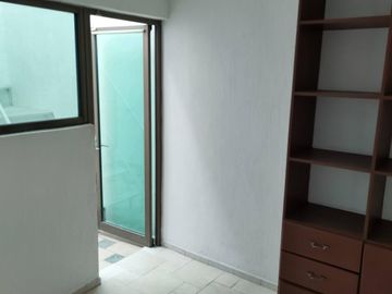 Venta Hermosa Residencia en Coto 5 Virreyes Residencial