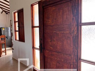 Casa campestre en venta en Santagueda, Palestina (Caldas) - piscina y jacuzzi