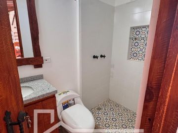 Casa campestre en venta en Santagueda, Palestina (Caldas) - piscina y jacuzzi