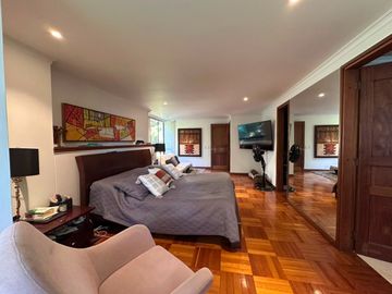 Apartamento en Venta en La Calera, El Poblado
