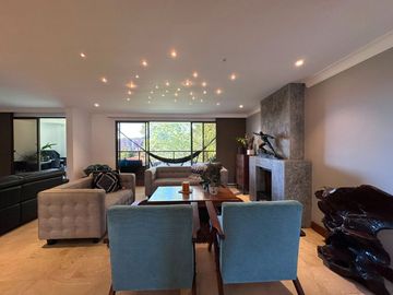 Apartamento en Venta en La Calera, El Poblado
