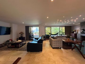 Apartamento en Venta en La Calera, El Poblado