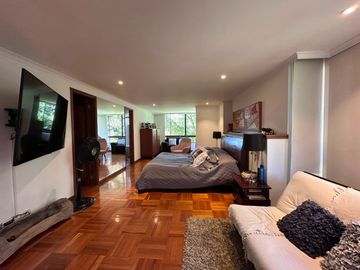 Apartamento en Venta en La Calera, El Poblado