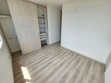 SE ARRIENDA APARTAMENTO LA GRAN RESERVA
