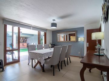 Casa en Venta en Bugambilias Primera Sección, Zapopan