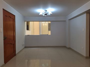 ¡VENTA DEPARTAMENTO EN BREÑA CERCA DE MIGRACIONES!