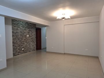 ¡VENTA DEPARTAMENTO EN BREÑA CERCA DE MIGRACIONES!