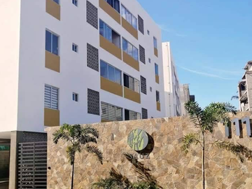 CASA EN PUERTO VALLARTA, CERCA DE LA PLAYA, CON ALBERCA,SUPER AMPLIA, ACABADOS DE LUJO, CUENTA CON TODOS LOS SERVICIOS Y AMENIDADES.