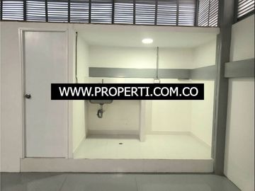 BODEGA EN ARRIENDO SECTOR DEL CENTRO DE LA MODA - ITAGUI