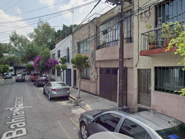 Venta de casa en Bahía Caracas 76, Verónica Anzúres. Vive cerca del Angel