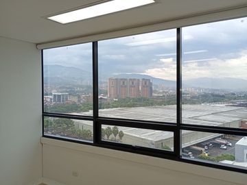 Consultorio en Arriendo en Milla del Billon, Envigado