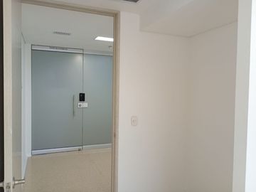 Consultorio en Arriendo en Milla del Billon, Envigado
