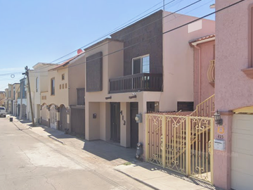 CASA EN VENTA EN FRACCIONAMIENTO LA TOSCANA PIEDRAS NEGRAS COAHUILA CERCA DE PLAZA DE LAS CULTURAS