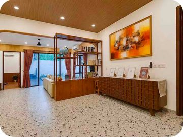 Disewakan Rumah Full Furnish Di Pusat Bisnis BSD