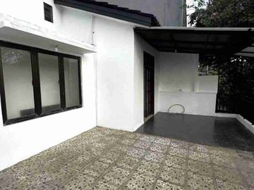 Rumah Hook Classic di Mandar Bintaro Sektor 3A Pondok Aren Tangerang Selatan