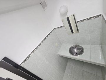 Oficina / Local Comercial en Renta en Benito Juárez – 108 m²