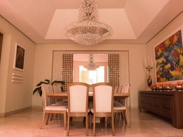 ALQUILER DE HERMOSA CASA EN LA FLORA - EXCELENTE UBICACIÓN.