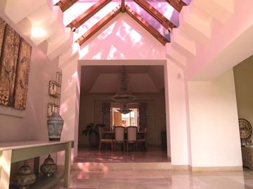 ALQUILER DE HERMOSA CASA EN LA FLORA - EXCELENTE UBICACIÓN.