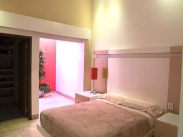 ALQUILER DE HERMOSA CASA EN LA FLORA - EXCELENTE UBICACIÓN.
