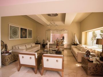 ALQUILER DE HERMOSA CASA EN LA FLORA - EXCELENTE UBICACIÓN.