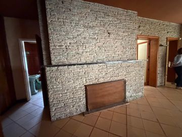 CASA PARA OFICINA NOTARIA NEGOCIO EN ESQUINA BUENS UBICACION
