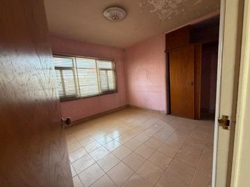 CASA PARA OFICINA NOTARIA NEGOCIO EN ESQUINA BUENS UBICACION