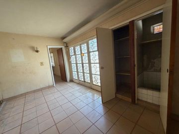 CASA PARA OFICINA NOTARIA NEGOCIO EN ESQUINA BUENS UBICACION