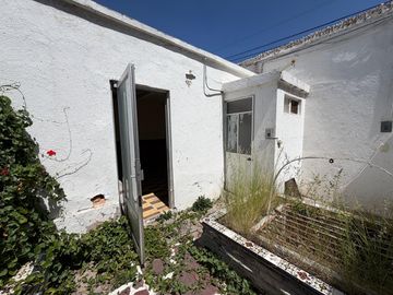 CASA PARA OFICINA NOTARIA NEGOCIO EN ESQUINA BUENS UBICACION