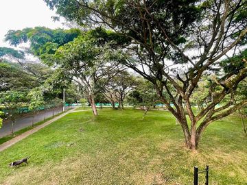 ALQUILER DE APARTAMENTO AMOBLADO EN BOCHALEMA - UNIDAD K 108 CEDRO - 7 PISO - PARQUEADERO PRIVADO EN PLATAFORMA.