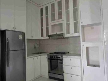 disewakan Rumahh Full Furnish di Vermont Parkland bsd