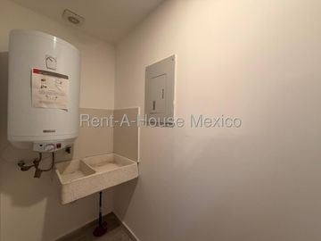 Alegra Towers, Departamento en venta, tipo loft, 1 recámara, cuarto TV, 2 estac., Múltiples amenidades, Ideal para inversión