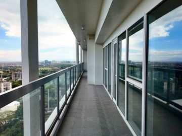 3-Bedroom Penthouse at Park McKinley West, McKinley West, Taguig