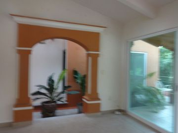VENDO  CASA UN NIVEL S/CALLE COL. RANCHO CORTES, CUERNAVACA