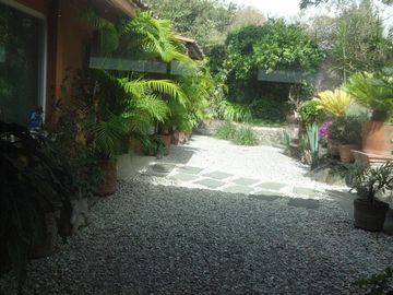 VENDO  CASA UN NIVEL S/CALLE COL. RANCHO CORTES, CUERNAVACA