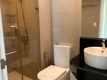 For Rent : 3BR Corner Unit Golf course view in EightForbes Town for 150k per month!