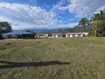 Vendo finca ganadera y ecoturística lista para operar.