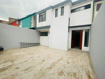Casa en venta en Ampliación Vista Hermosa, Tlalnepantla