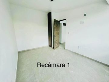 Casa en venta en Ampliación Vista Hermosa, Tlalnepantla