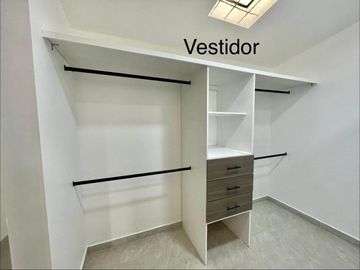 Casa en venta en Ampliación Vista Hermosa, Tlalnepantla