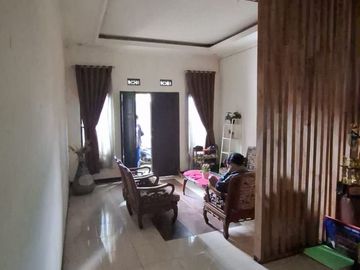 Dijual Rumah 2 Lantai Nyaman Siap Huni Minimalis Lokasi di Cikutra Bandung