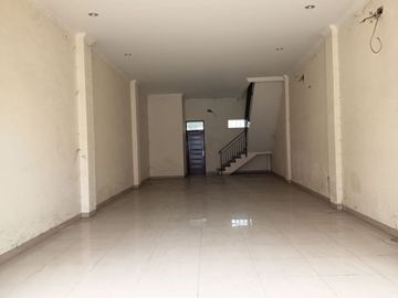 DIJUAL RUKO BESAR 3,5 LANTAI DI CILEDUG RAYA JAKARTA SELATAN