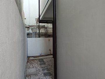 Ready for Occupancy Pre-Owned House and Lot for Sale in Multinational Village Paranaque- JB